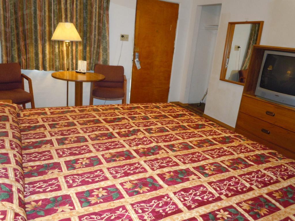 Value Inn Fallon Rom bilde